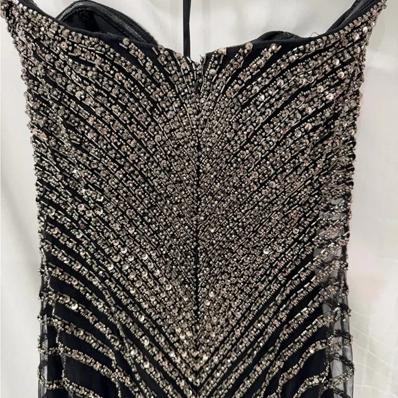 Pronovias Black Strapless Dress with Silver - Atos style 48- Beading size 4 - Picture 8 of 15